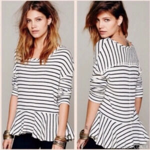 WE THE FREE/URBAN OUTFITTERS Waffle knit Black and White Peplum Top Size XS‎